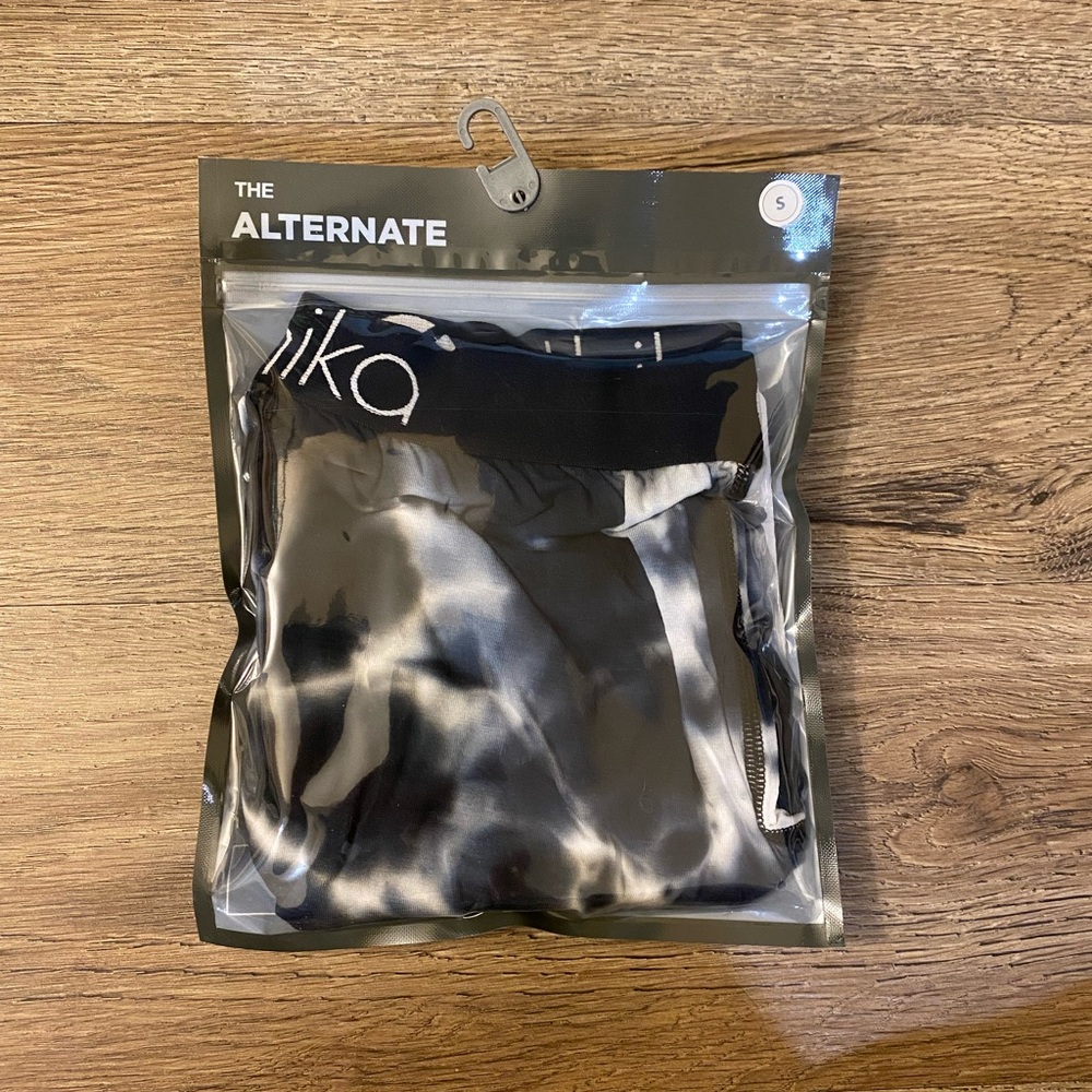 Men’s Small Ethika Alternate Briefs